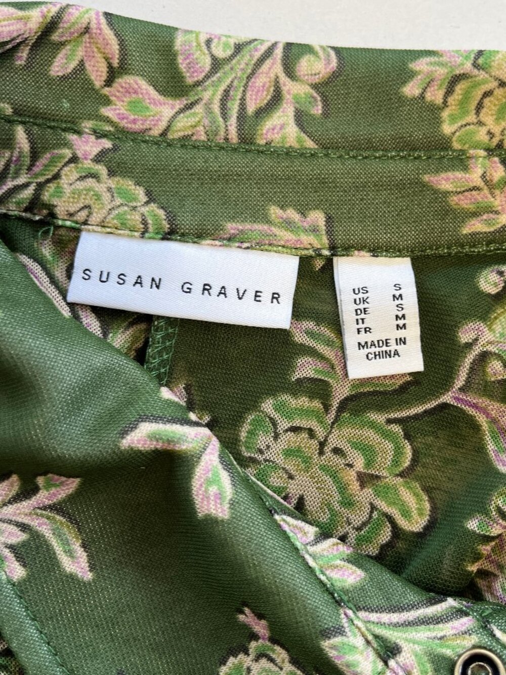 Susan Graver Printed Mesh Ruched Snap Front Top Green Floral S - Picture 10 of 12